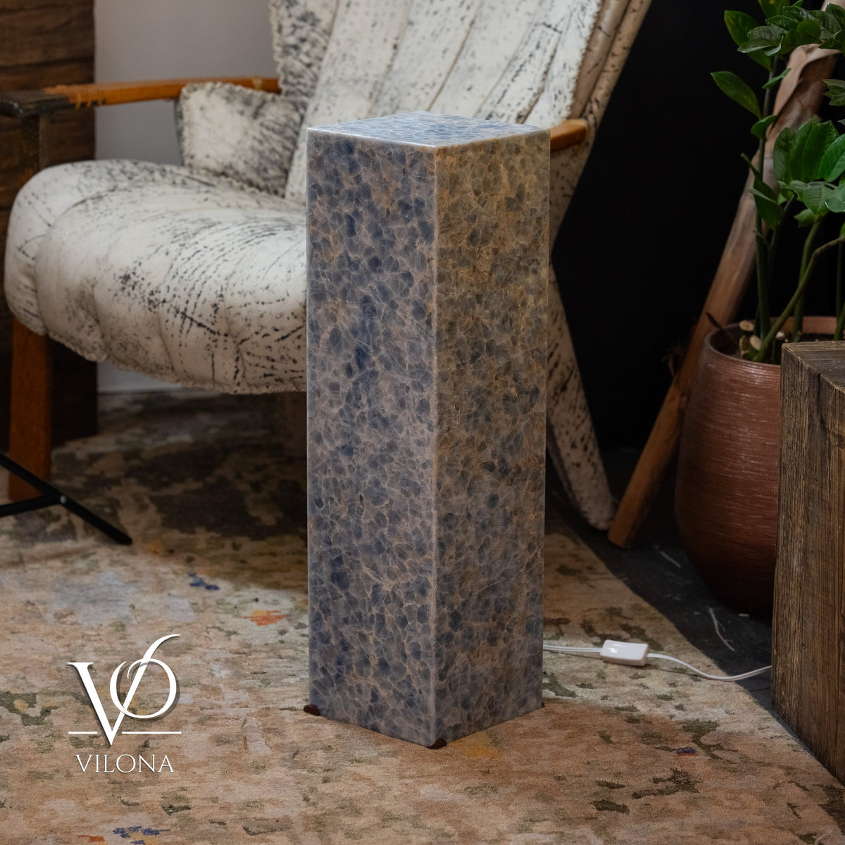 Arctic Onyx Floor Lamp - Small - 27.5"H x 8"W - Square - 4 - Armand’s Maison & Marché
