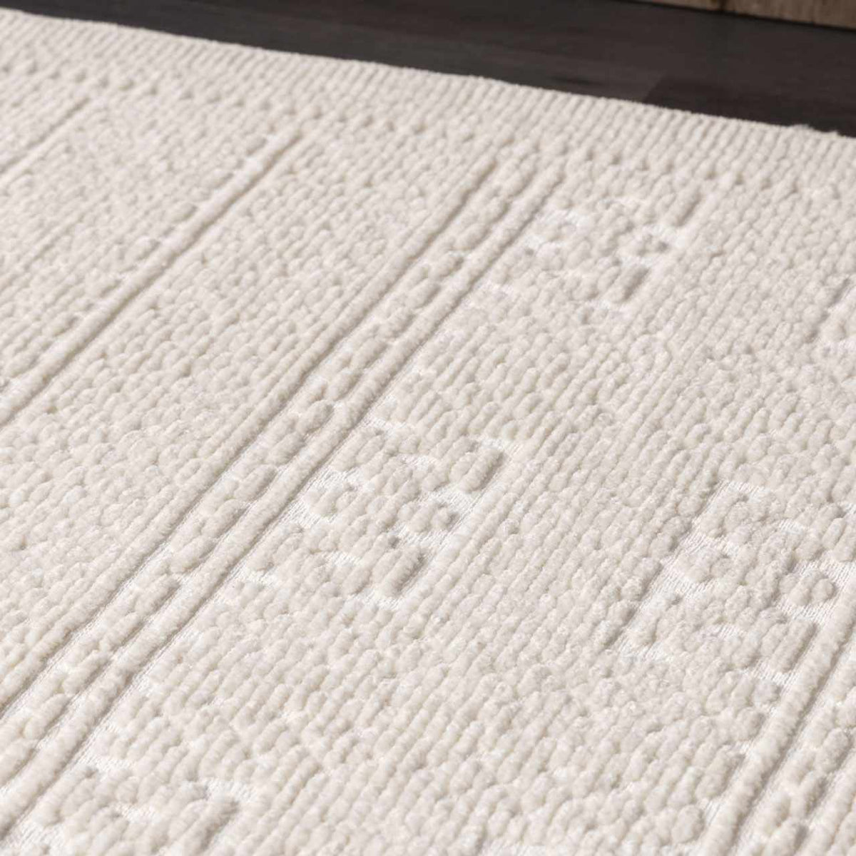 Bahar Cream Washable Area Rug - Armand’s Maison & Marché