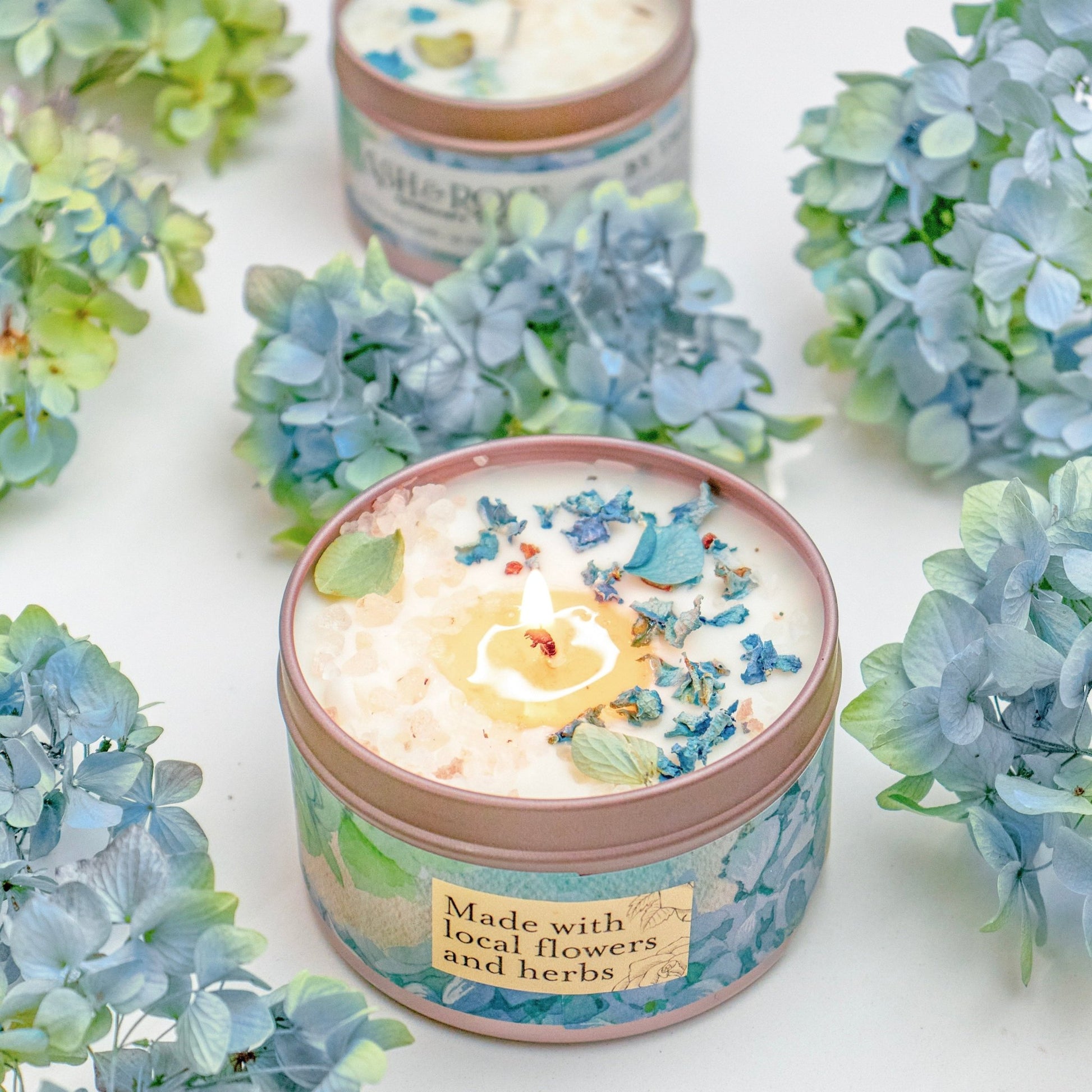BY THE SEA Hydrangea Sea Salt Candle - Armand’s Maison & Marché