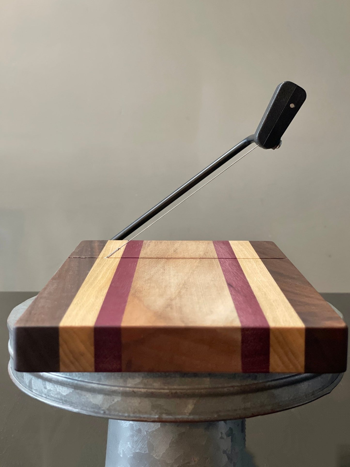 Cheese Cutting Board with Slicer - Armand’s Maison & Marché