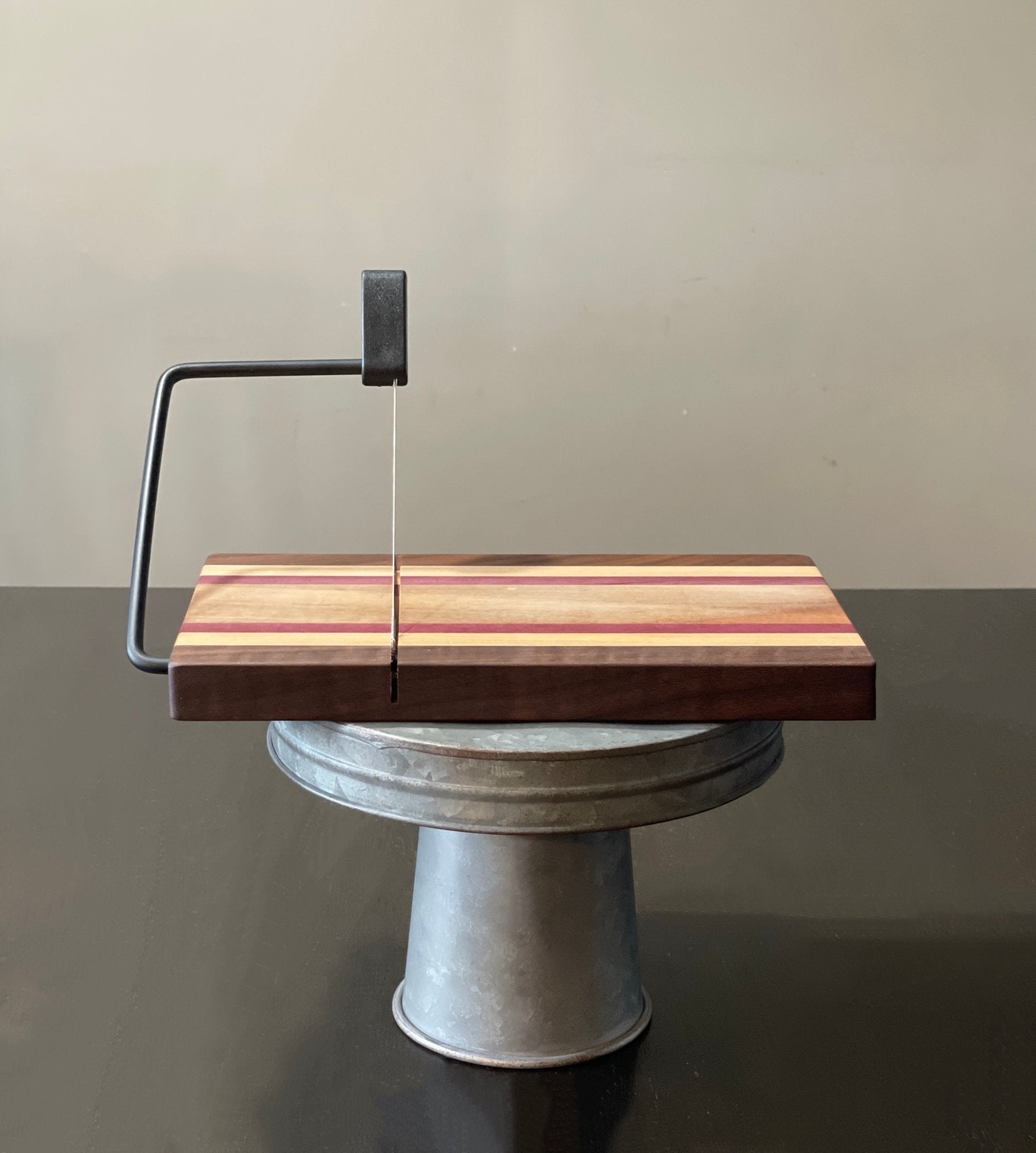 Cheese Cutting Board with Slicer - Armand’s Maison & Marché