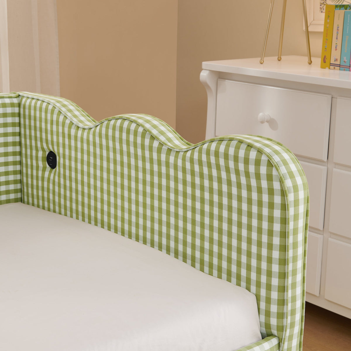 Cozy Gingham Daybed with Trundle – Twin Size - Armand’s Maison & Marché
