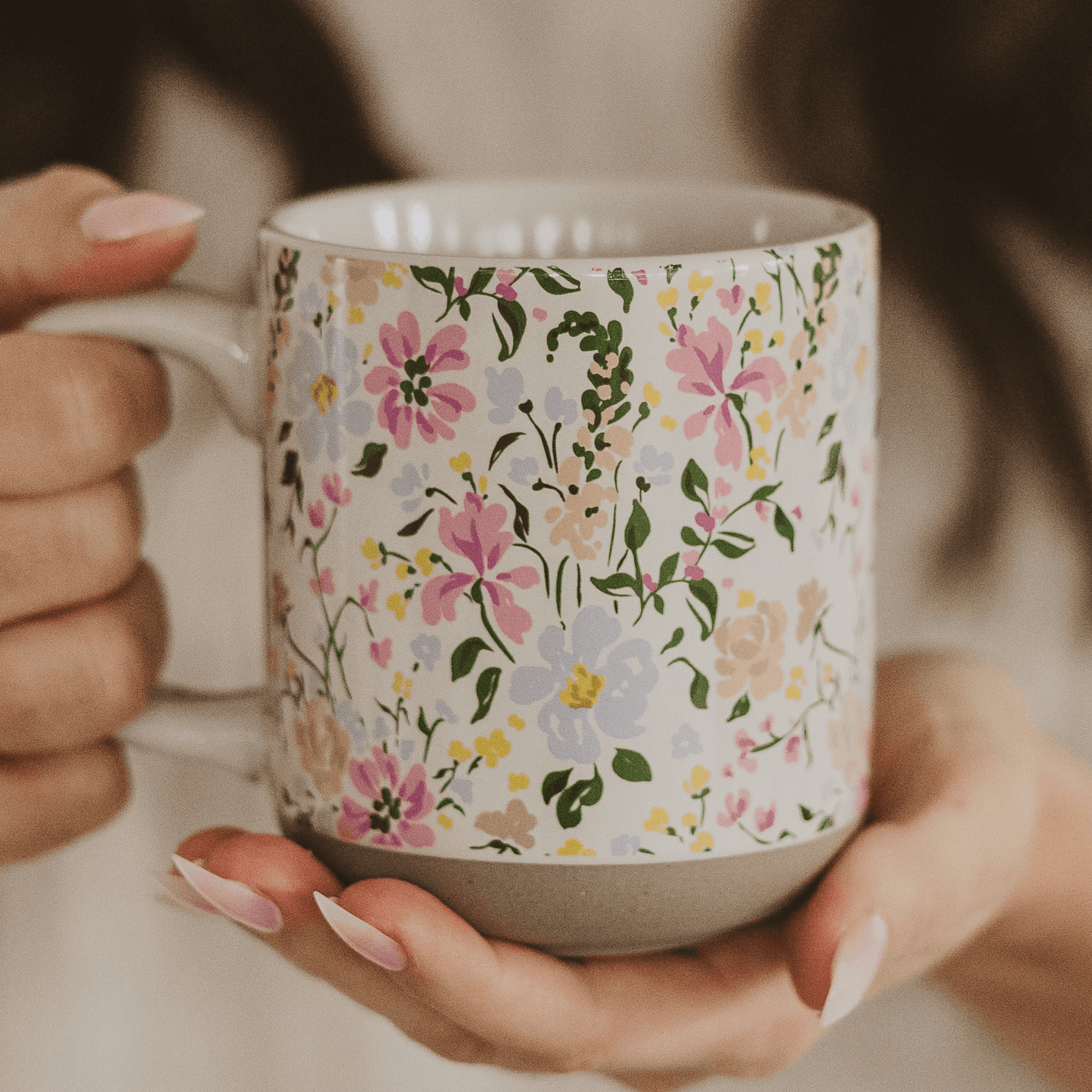 Floral 14 oz Stoneware Coffee Mug - Armand’s Maison & Marché