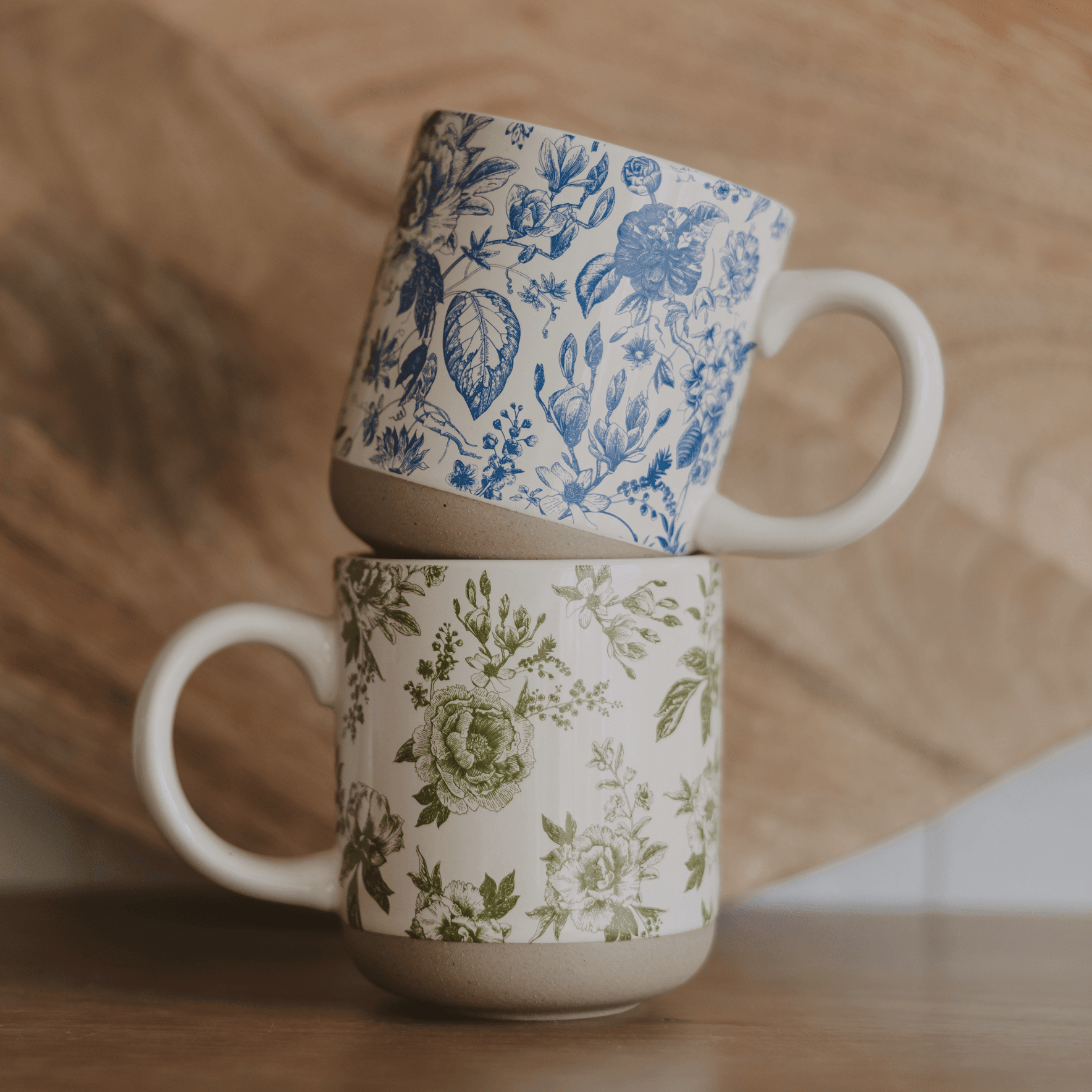 Green Delft 14 oz Stoneware Coffee Mug - Armand’s Maison & Marché
