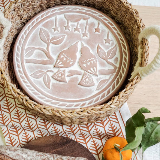 Handmade Bread Warmer & Wicker Basket - Lovebirds Round - Armand’s Maison & Marché