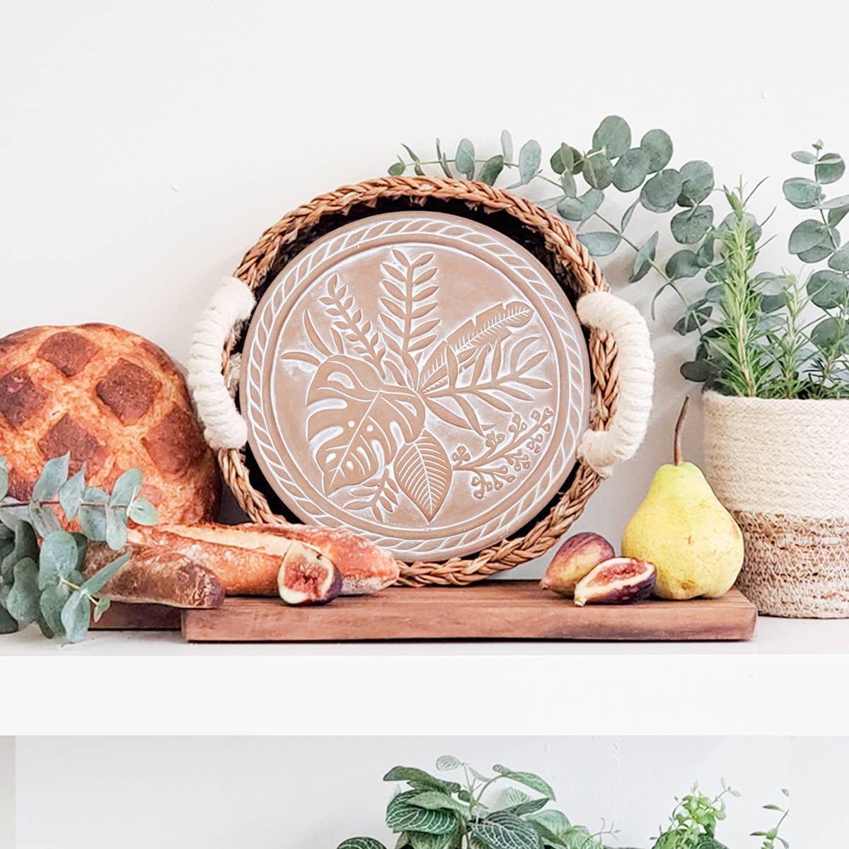 Handmade Bread Warmer & Wicker Basket - Plant Round - Armand’s Maison & Marché