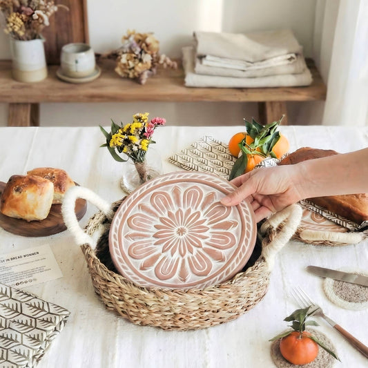 Handmade Bread Warmer & Wicker Basket - Vintage flower - Armand’s Maison & Marché
