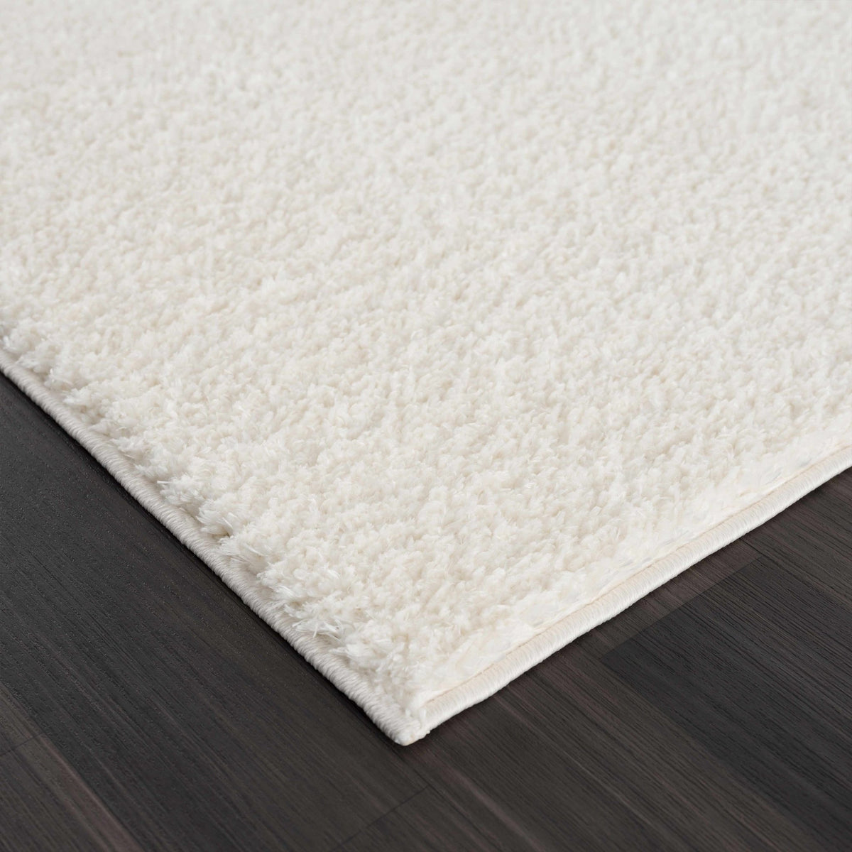 Judy White Washable Area Rug - Clearance - Armand’s Maison & Marché