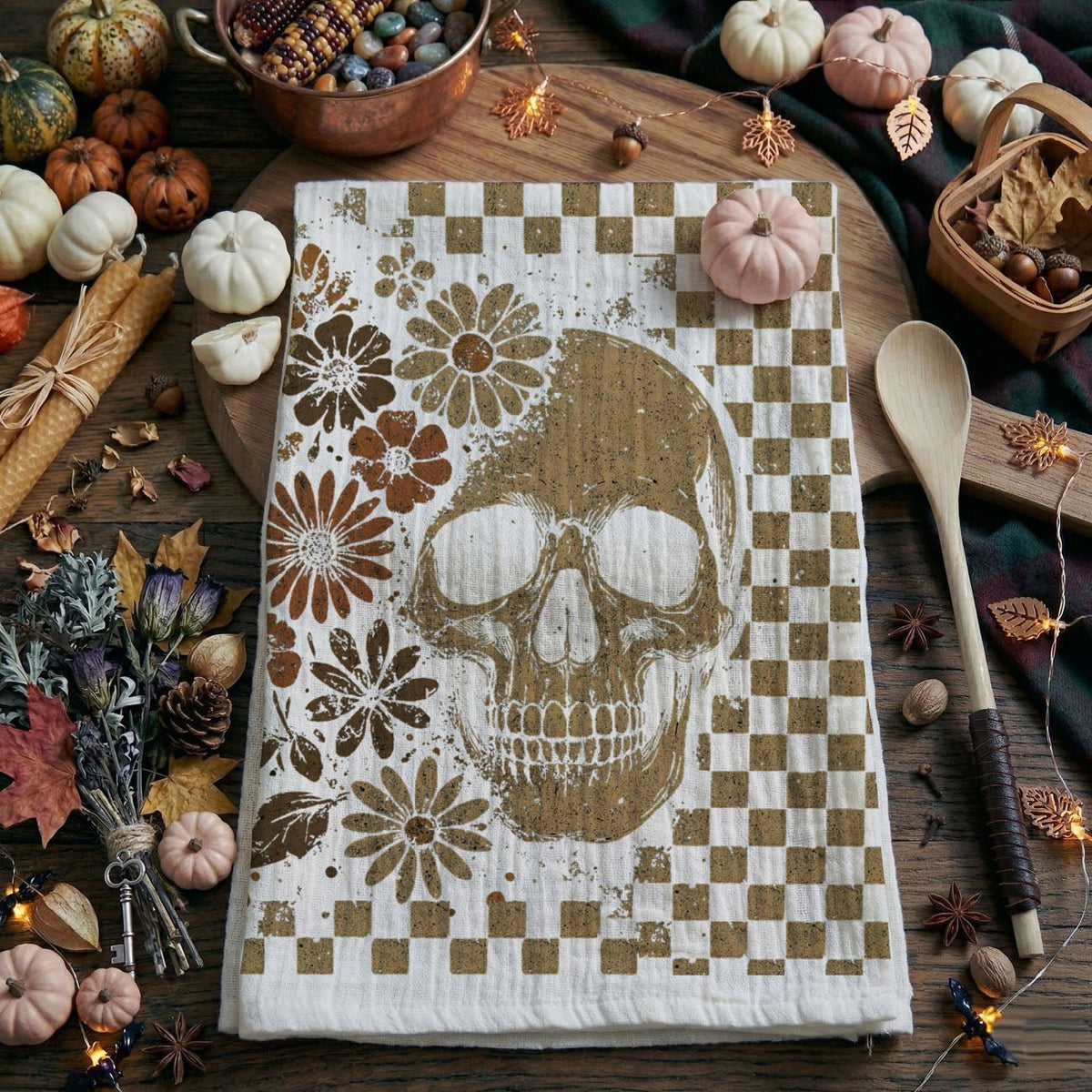 Retro Halloween - Armand’s Maison & Marché