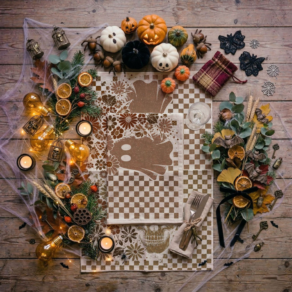 Retro Halloween - Armand’s Maison & Marché